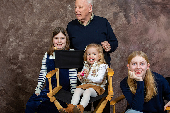 108-Buysee Extended Family X-Mas 2023