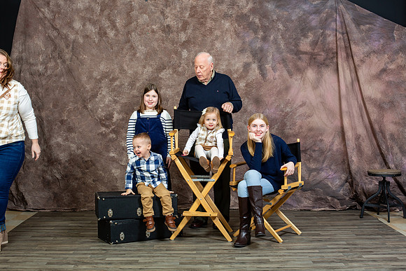 110-Buysee Extended Family X-Mas 2023