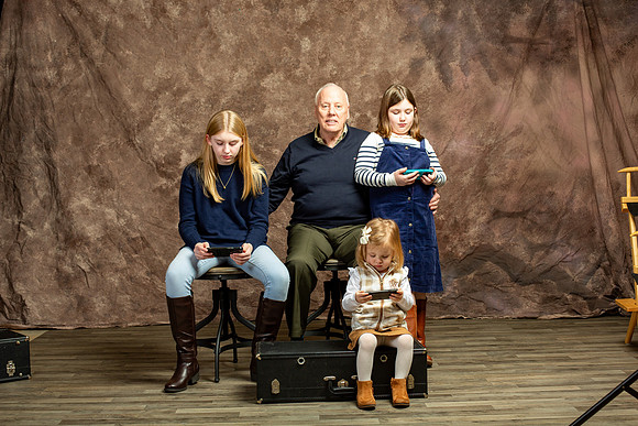 282-Buysee Extended Family X-Mas 2023