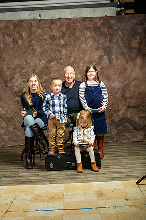 303-Buysee Extended Family X-Mas 2023
