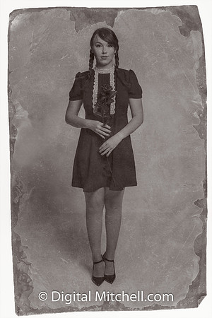 659-4 Girls 3 Photogs-Edit-Edit