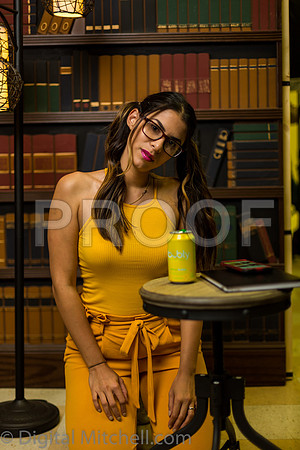 94-4 Girls on Yellow n Red