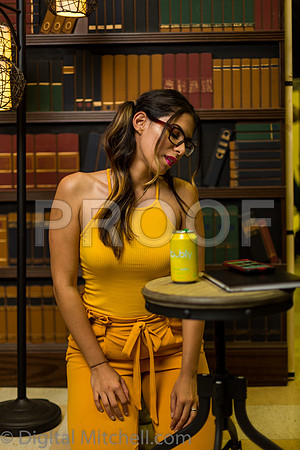 95-4 Girls on Yellow n Red