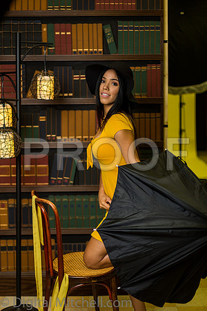 99-4 Girls on Yellow n Red