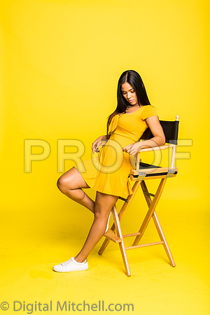 162-4 Girls on Yellow n Red