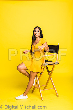 165-4 Girls on Yellow n Red