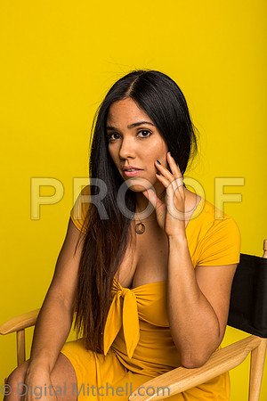 172-4 Girls on Yellow n Red