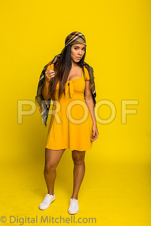 183-4 Girls on Yellow n Red