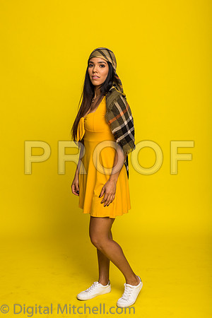 184-4 Girls on Yellow n Red