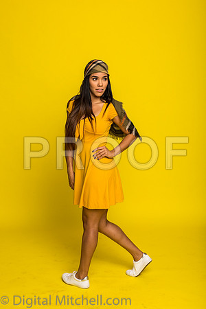 188-4 Girls on Yellow n Red