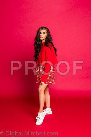 204-4 Girls on Yellow n Red