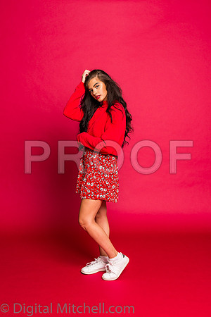 211-4 Girls on Yellow n Red