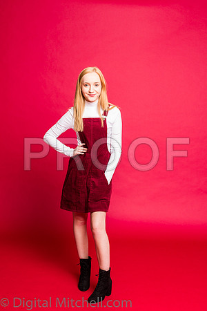 229-4 Girls on Yellow n Red