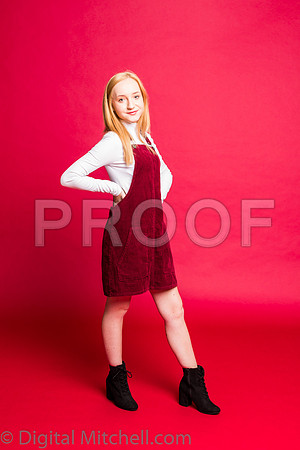 231-4 Girls on Yellow n Red
