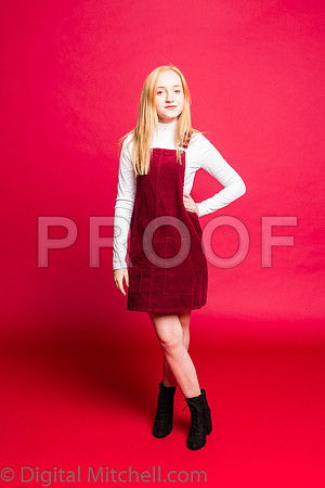 235-4 Girls on Yellow n Red