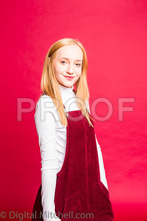 240-4 Girls on Yellow n Red