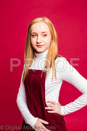 253-4 Girls on Yellow n Red