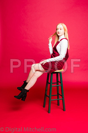 262-4 Girls on Yellow n Red