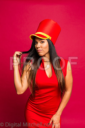 289-4 Girls on Yellow n Red
