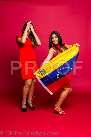 310-4 Girls on Yellow n Red