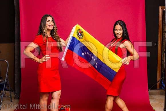 312-4 Girls on Yellow n Red