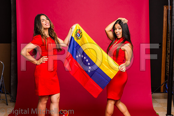 313-4 Girls on Yellow n Red