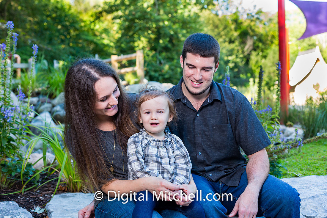 picture of family fall photo session