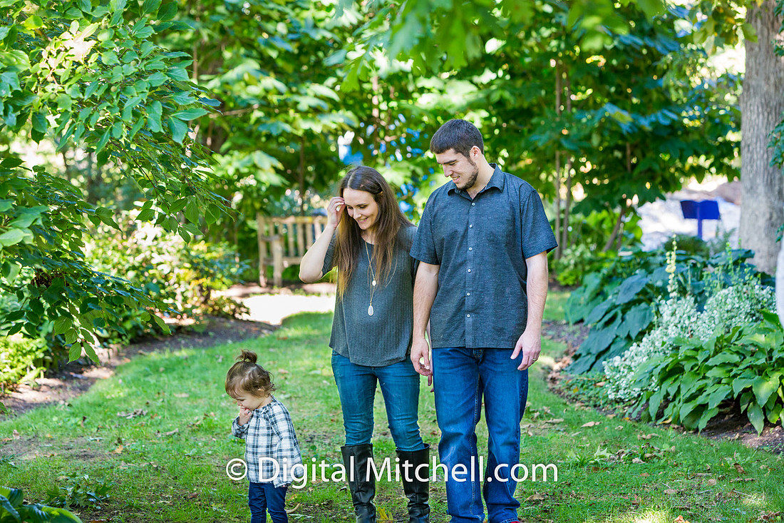 picture of family fall photo session