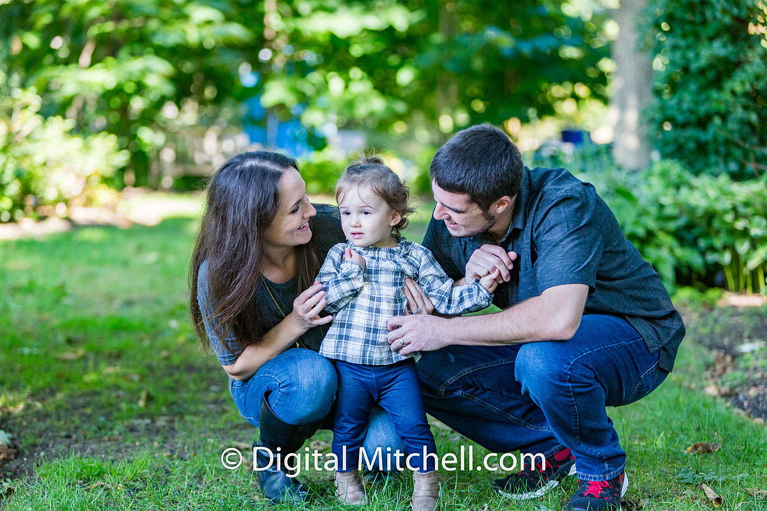 picture of family fall photo session