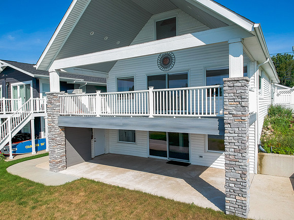 324-51304 N Shore Drive-HDR