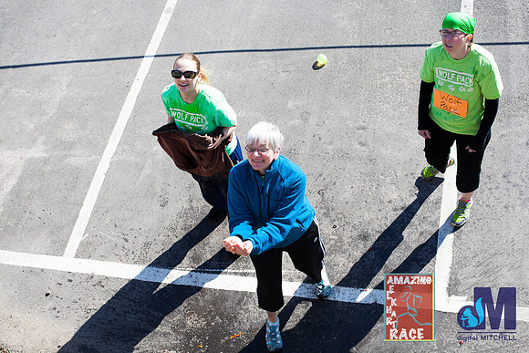 Elkhart Amazing 2014Race 2014-197-E