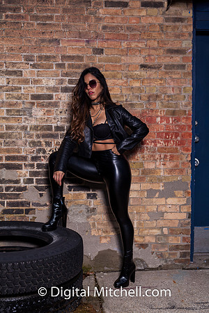 108-Rocker Girls