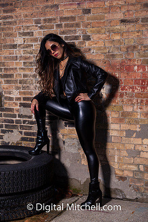112-Rocker Girls