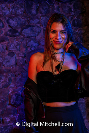 318-Rocker Girls