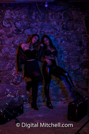 322-Rocker Girls