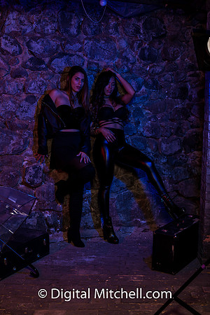 324-Rocker Girls