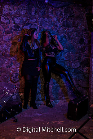 325-Rocker Girls
