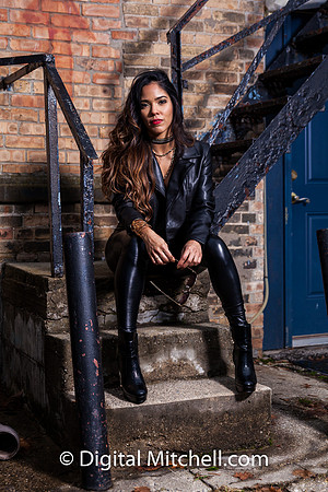 33-Rocker Girls