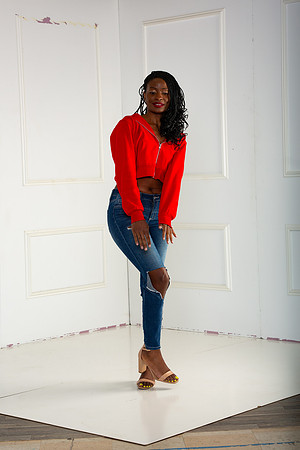 233-Suzy Free