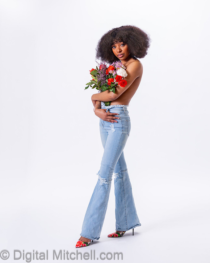 452-Tierra With Flowers