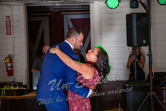 979-Kyra n Tyler Niespodziany