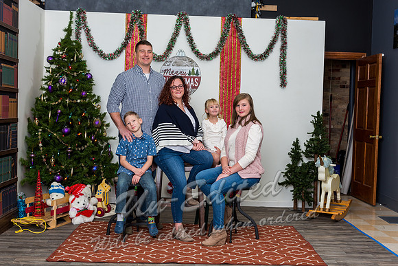 8-Morris_Lauren and Jimmy Xmas 2020