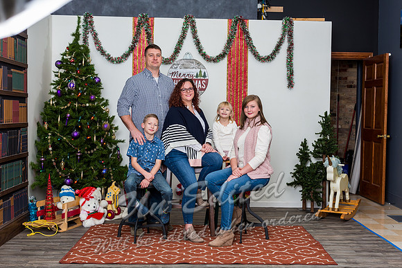 19-Morris_Lauren and Jimmy Xmas 2020