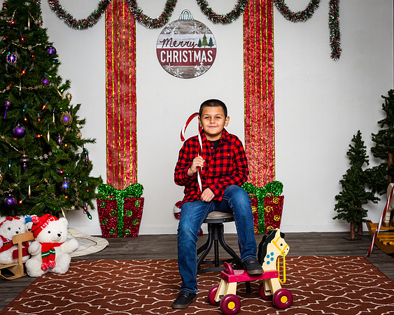 84-Katie Fechalos and kids Xmas 2020