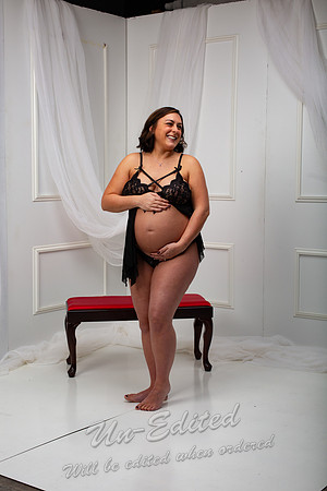 36-Michelle Wesley Maternity