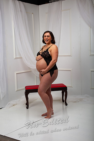39-Michelle Wesley Maternity