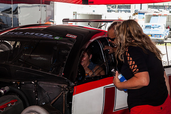 105-NHRA in Indy 2018
