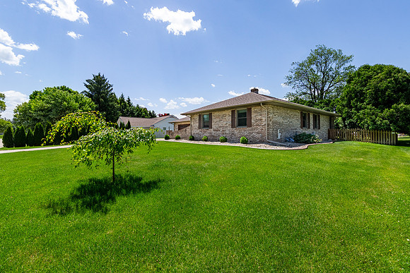 181-3106 Marshwood-HDR