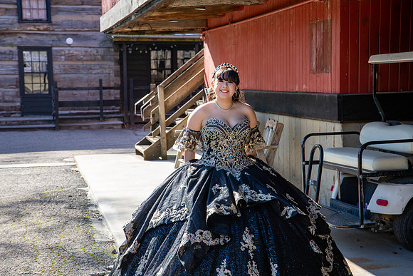 339-Ianna Hernandez