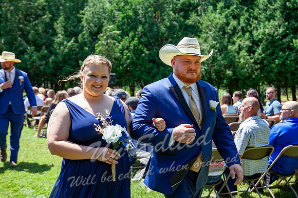 1387-Kyra n Tyler Niespodziany